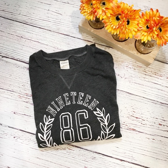 Victoria’s Secret PINK oversized pullover - Picture 2 of 6